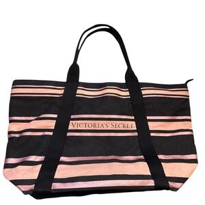 VS tote bag ❗️4 for $100 ❗️